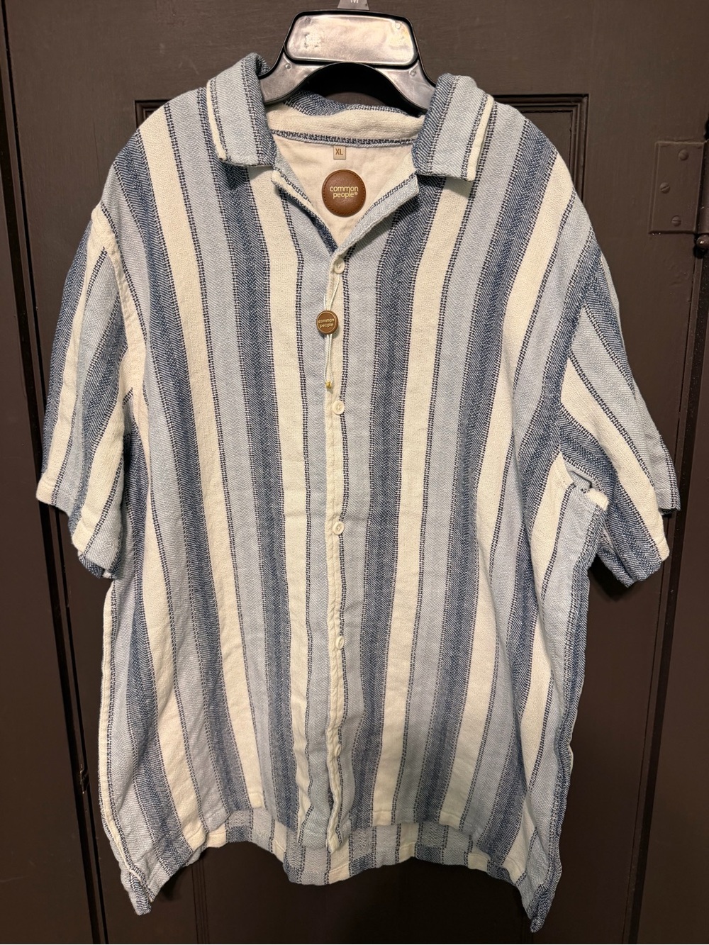 Common People Men's Blue & White Striped Short-Sleeve Shirt